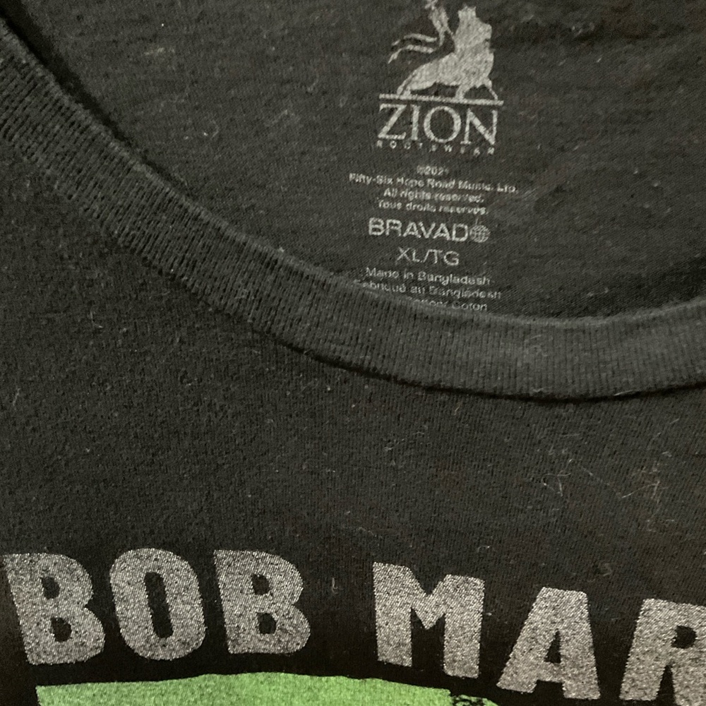 Bob Marley One Love Graphic Tee, /Zion Rootswear Official License men’s XL -/ A+
